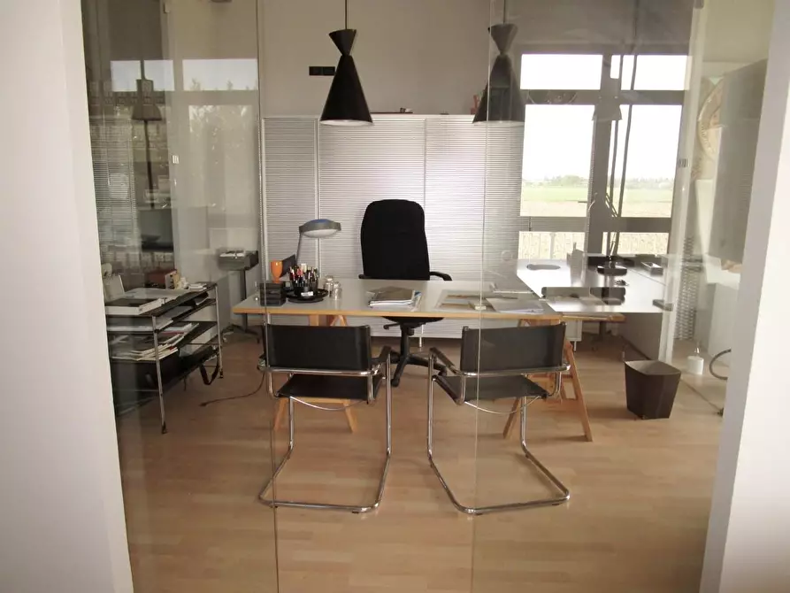 Immagine 5 di Ufficio in affitto  a San Giuliano Terme