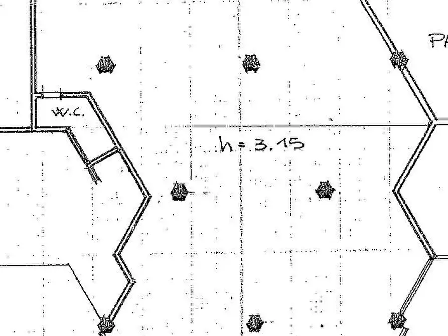 Immagine 9 di Locale commerciale in vendita  a Poggibonsi