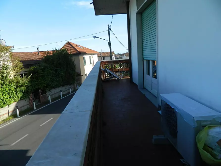 Immagine 13 di Appartamento in vendita  a Ortonovo