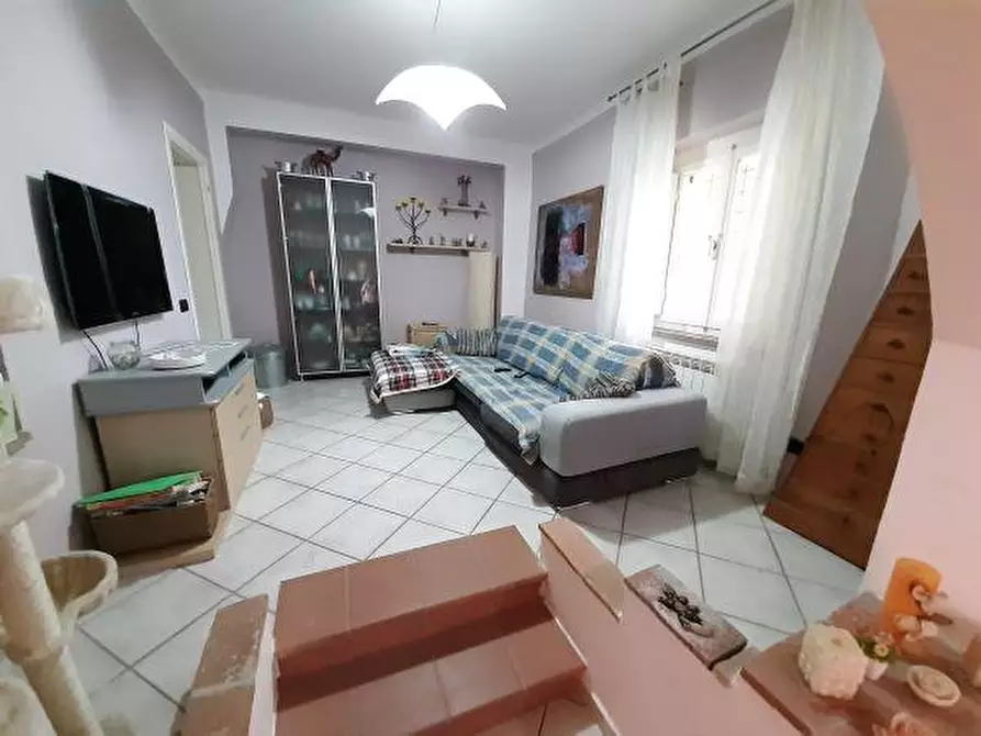 Immagine 18 di Porzione di casa in vendita  a Rosignano Marittimo