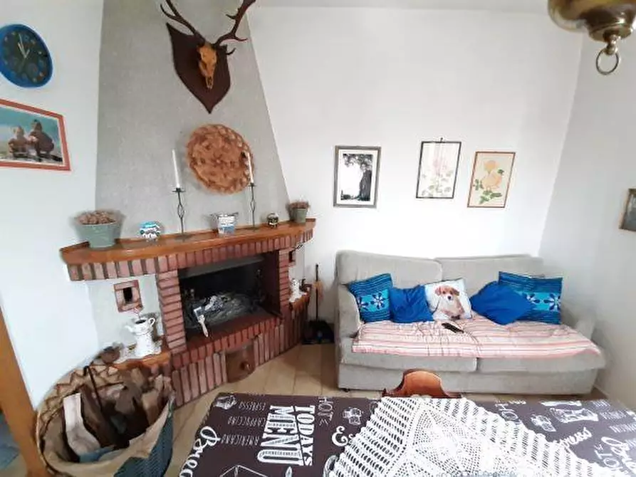 Immagine 12 di Porzione di casa in vendita  a Rosignano Marittimo