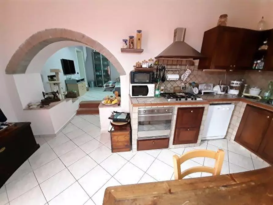 Immagine 16 di Porzione di casa in vendita  a Rosignano Marittimo