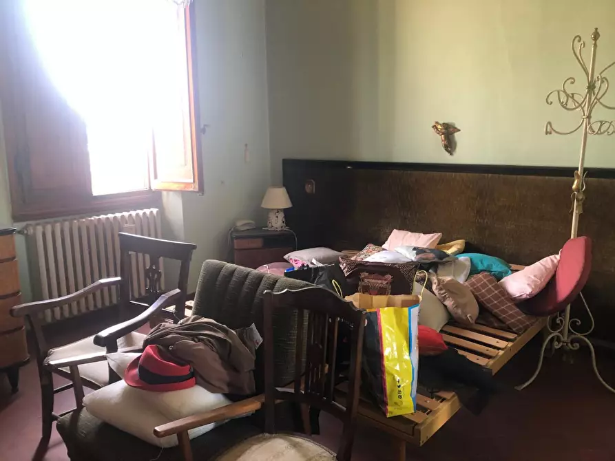 Immagine 11 di Appartamento in vendita  a Poggibonsi