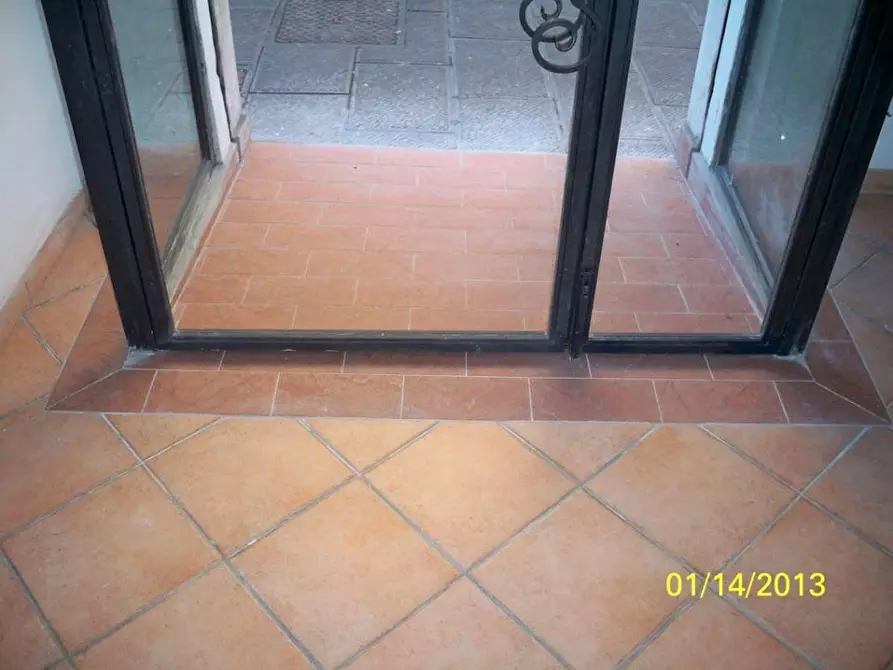 Immagine 6 di Locale commerciale in affitto  a Pisa