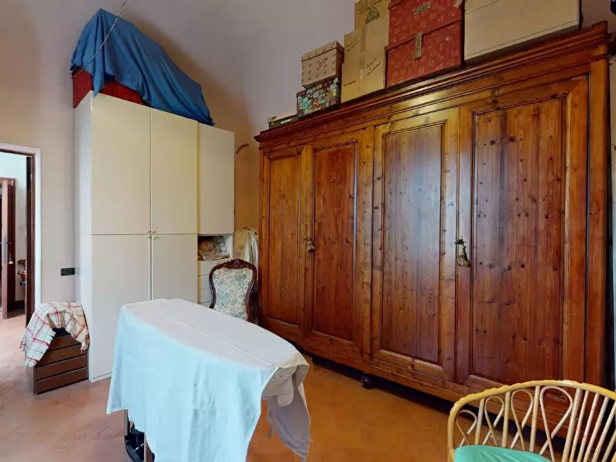 Immagine 21 di Villa in vendita  a Cascina