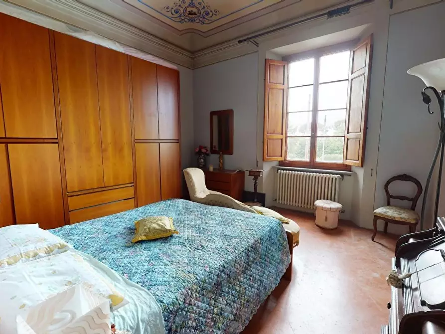 Immagine 14 di Villa in vendita  a Cascina