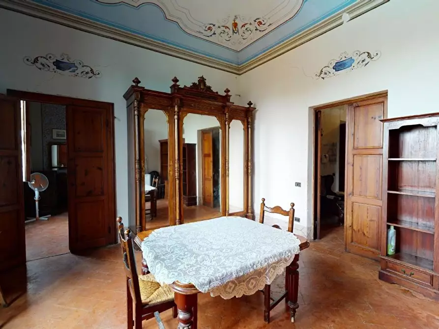 Immagine 12 di Villa in vendita  a Cascina