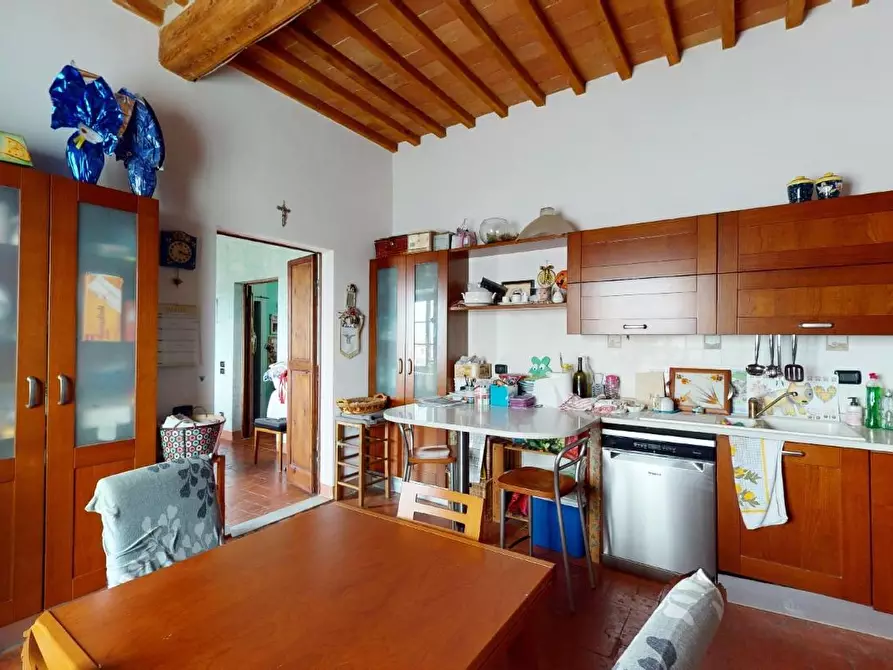 Immagine 23 di Villa in vendita  a Cascina