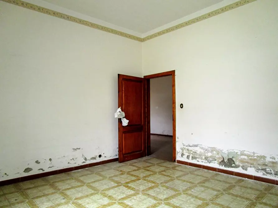 Immagine 15 di Villa in vendita  a Fucecchio