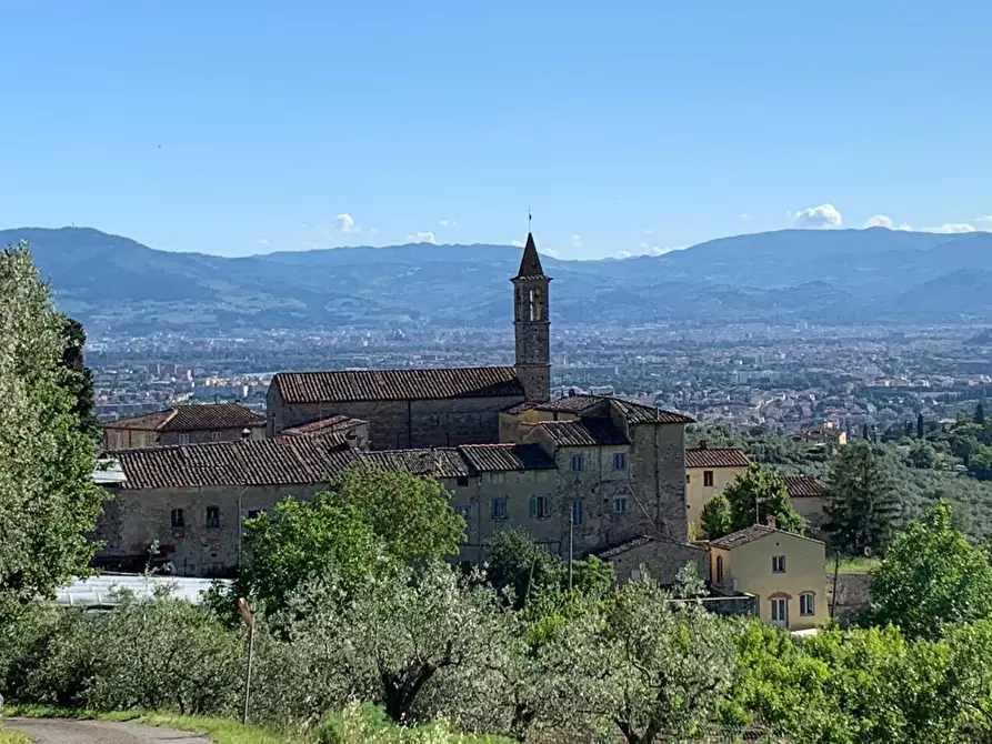 Immagine 14 di Appartamento in affitto  a Scandicci