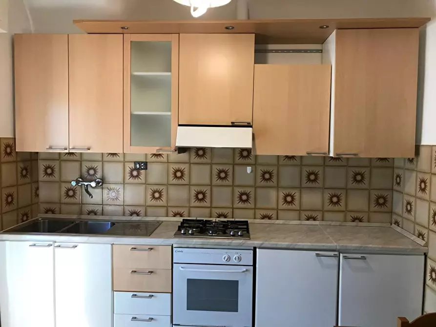 Immagine 1 di Appartamento in affitto  a Cascina