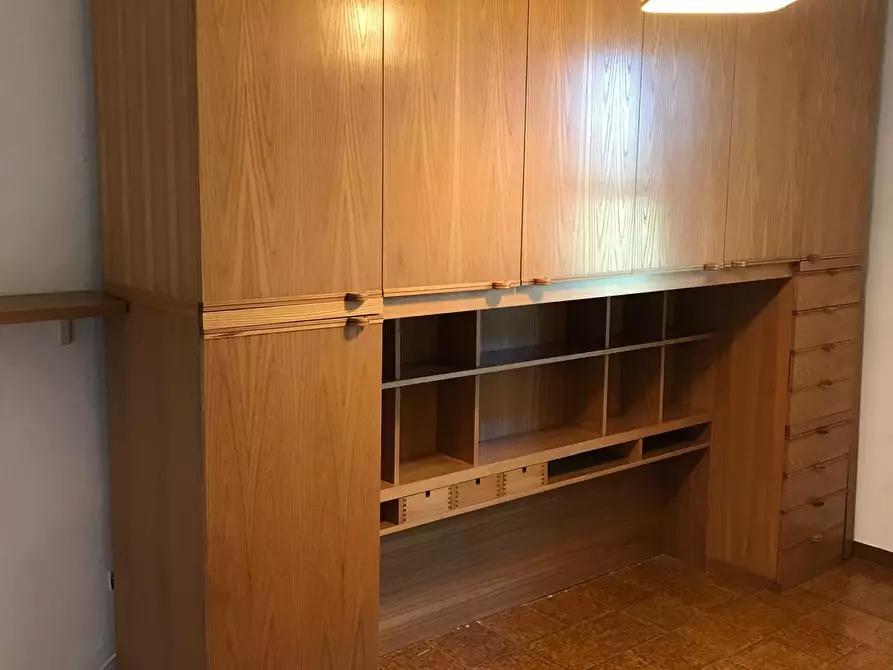 Immagine 17 di Appartamento in affitto  a Cascina