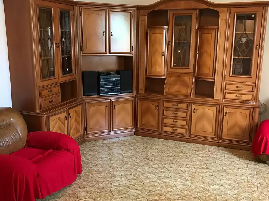 Immagine 11 di Appartamento in affitto  a Cascina