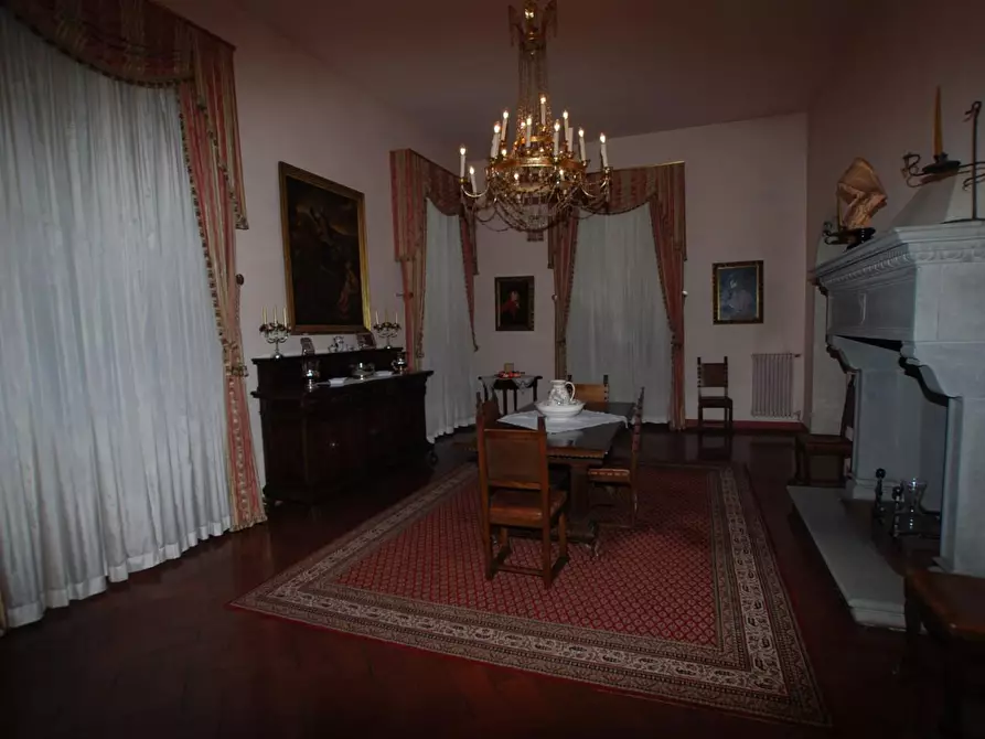 Immagine 22 di Villa in vendita  a Santa Maria A Monte