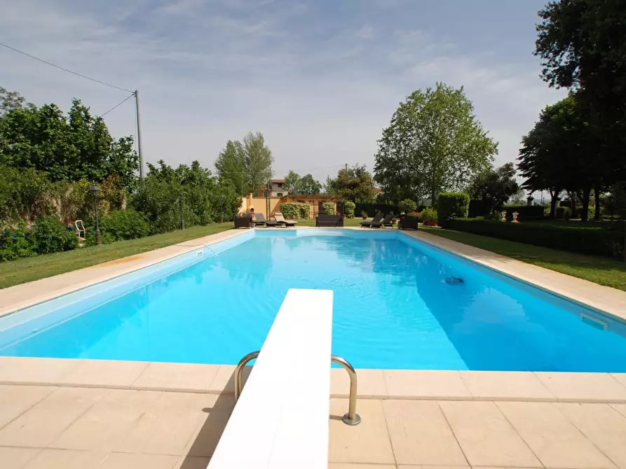 Immagine 43 di Villa in vendita  a Santa Maria A Monte