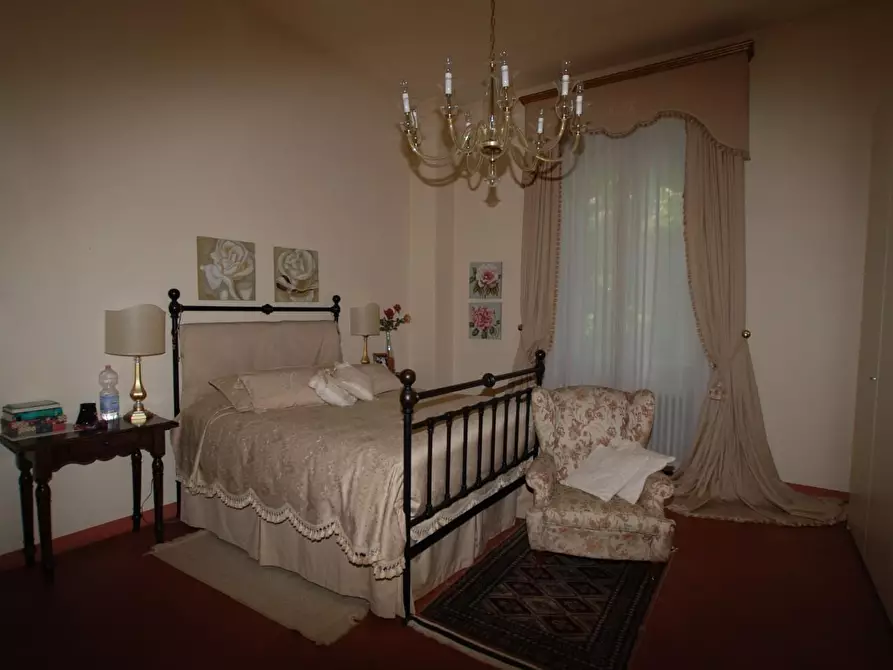 Immagine 32 di Villa in vendita  a Santa Maria A Monte