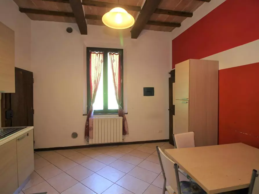 Immagine 2 di Appartamento in vendita  a Siena