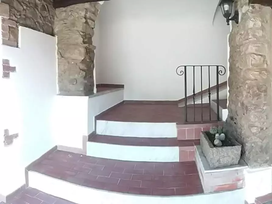 Immagine 4 di Casa semindipendente in vendita  a Carrara