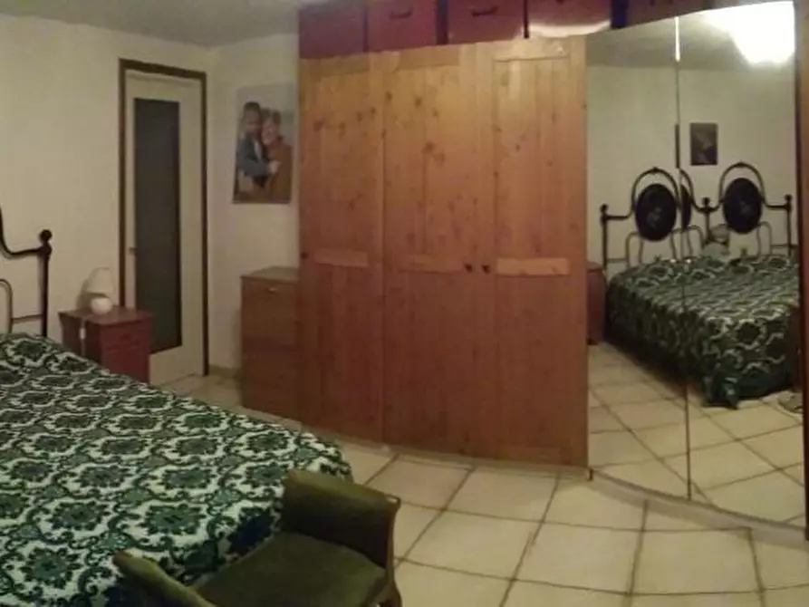 Immagine 9 di Casa semindipendente in vendita  a Carrara