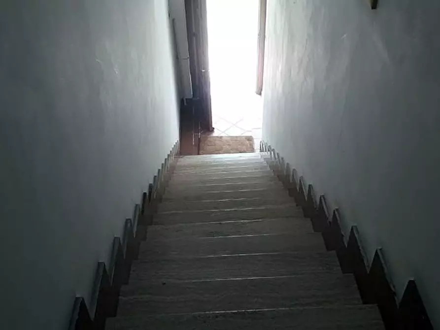 Immagine 35 di Casa semindipendente in vendita  a Carrara