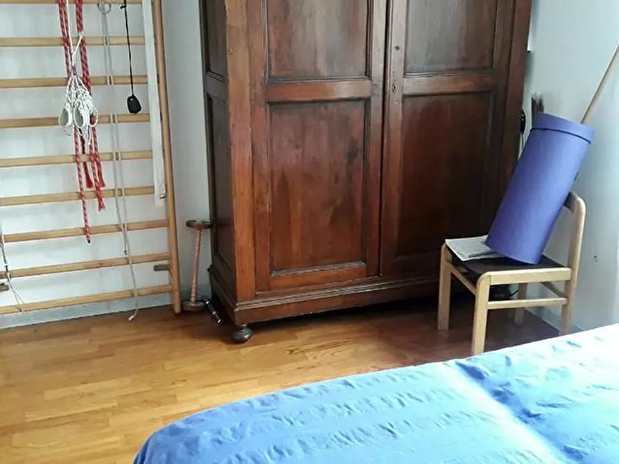 Immagine 51 di Casa semindipendente in vendita  a Carrara