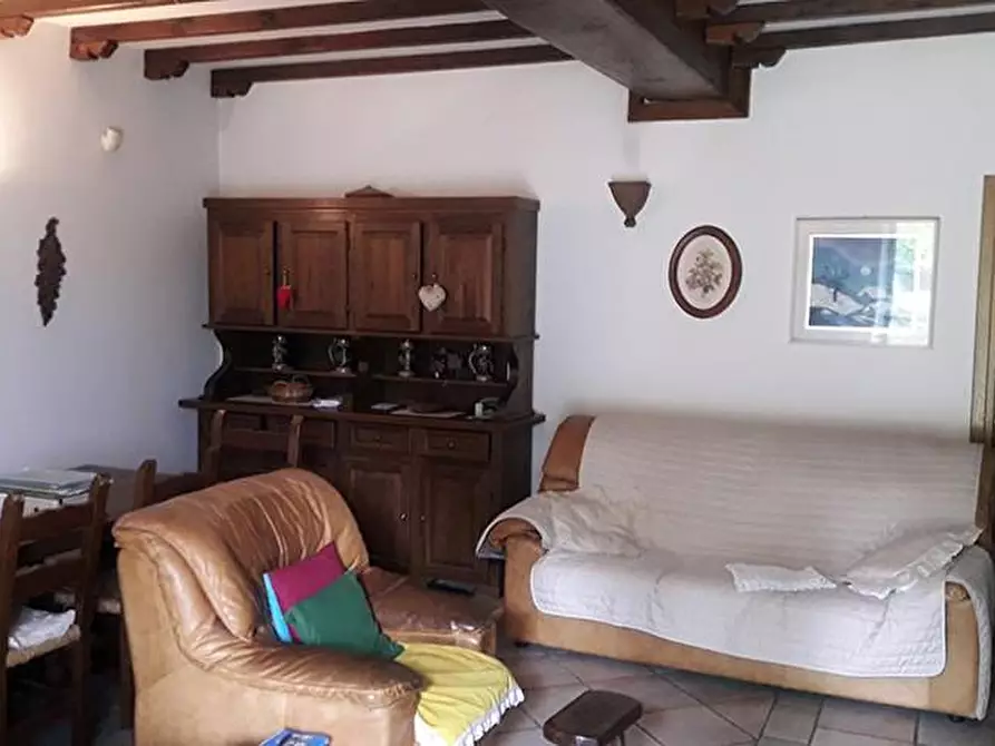 Immagine 16 di Casa semindipendente in vendita  a Carrara