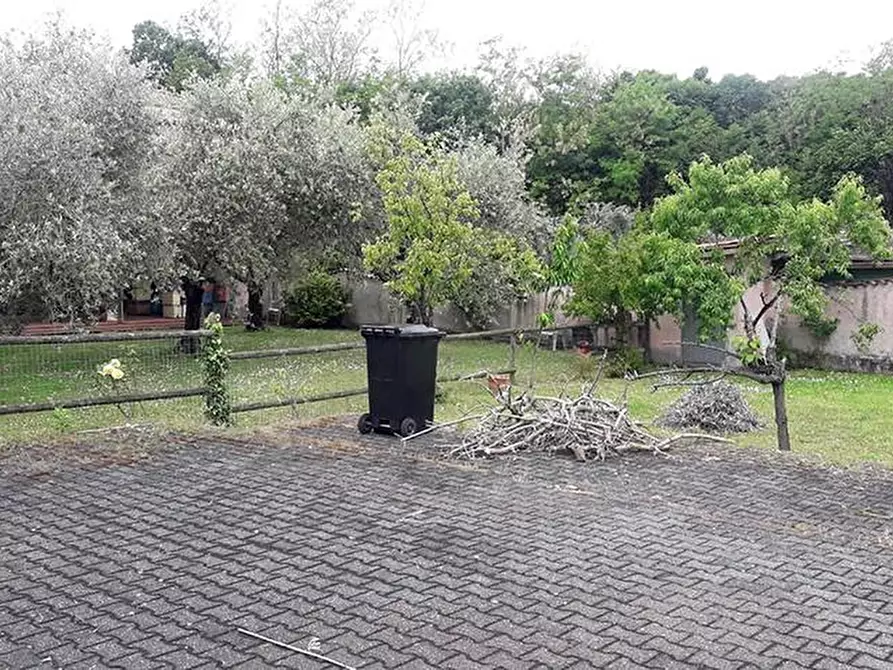 Immagine 4 di Casa semindipendente in vendita  a Carrara