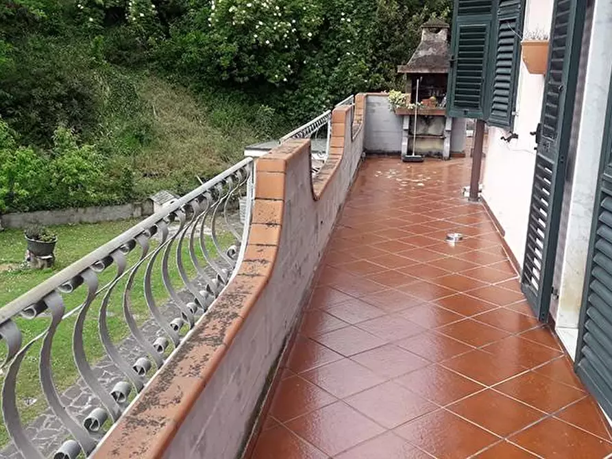 Immagine 40 di Casa semindipendente in vendita  a Carrara