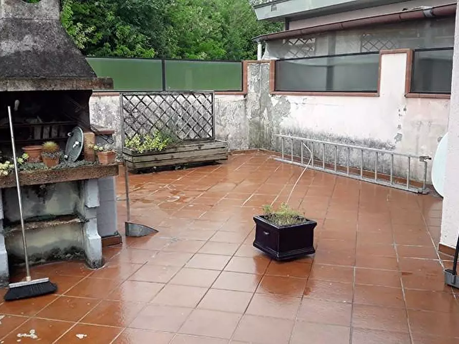 Immagine 41 di Casa semindipendente in vendita  a Carrara