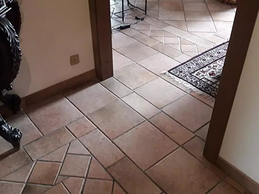 Immagine 55 di Casa semindipendente in vendita  a Carrara