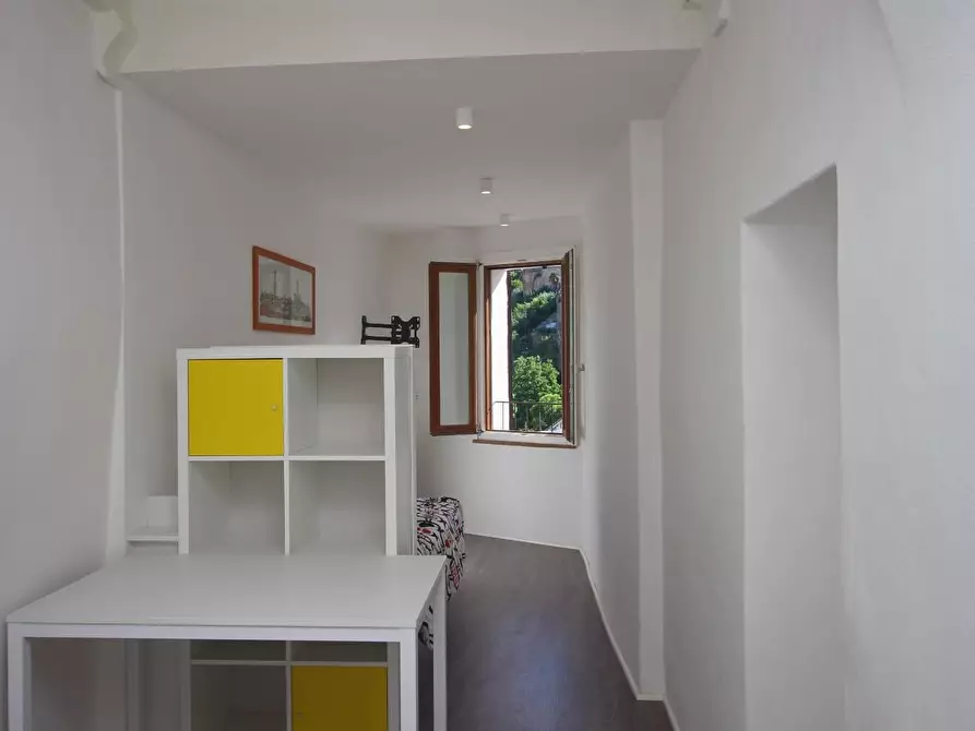 Immagine 17 di Appartamento in vendita  a Siena