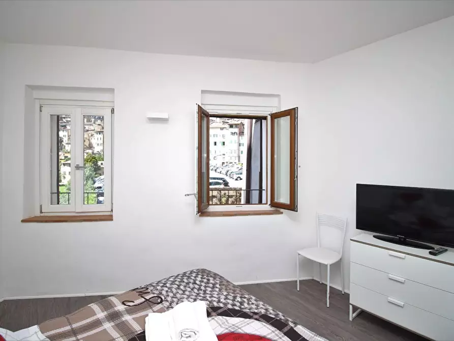 Immagine 3 di Appartamento in vendita  a Siena