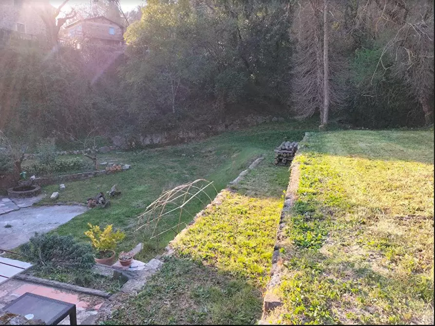 Immagine 40 di Casa colonica in vendita  a Castelnuovo Magra
