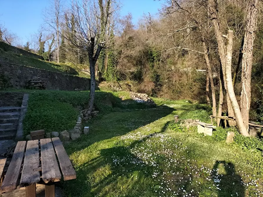 Immagine 58 di Casa colonica in vendita  a Castelnuovo Magra