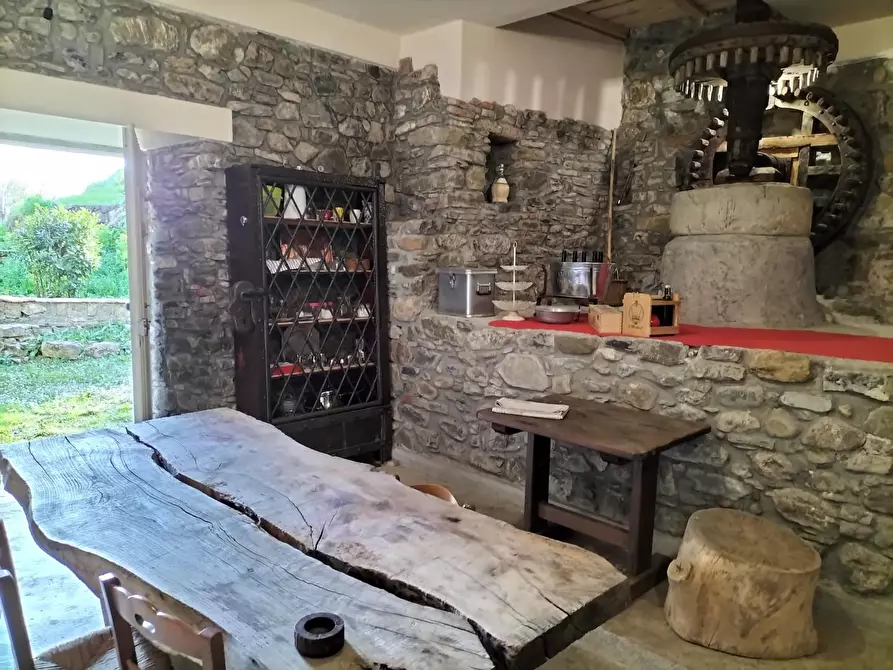 Immagine 54 di Casa colonica in vendita  a Castelnuovo Magra