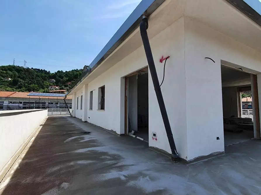 Immagine 2 di Mansarda in vendita  a Massa