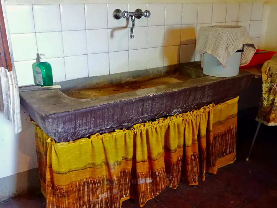 Immagine 24 di Porzione di casa in vendita  a Palaia