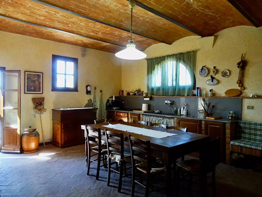 Immagine 16 di Porzione di casa in vendita  a Palaia