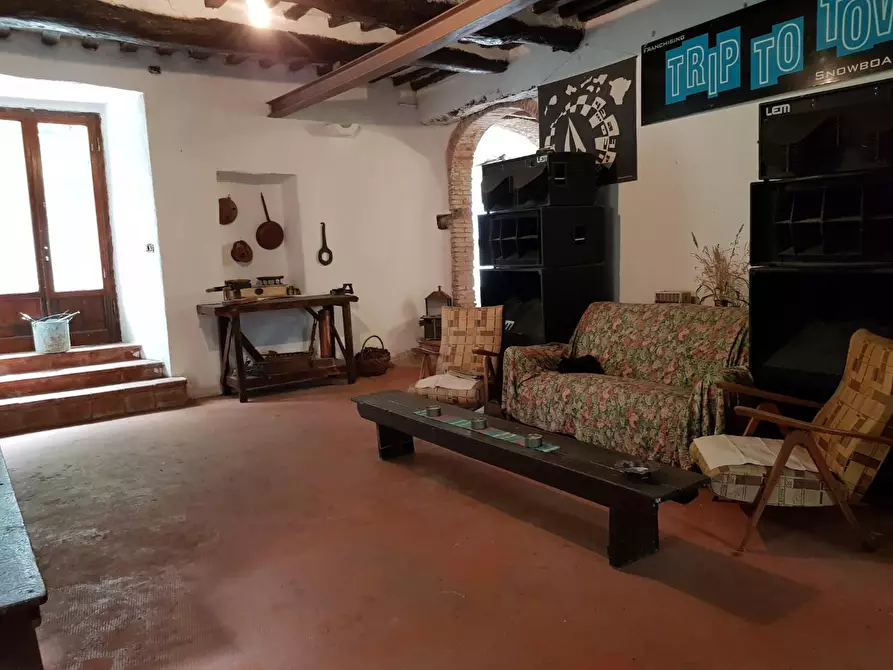 Immagine 32 di Casa indipendente in vendita  a Calci