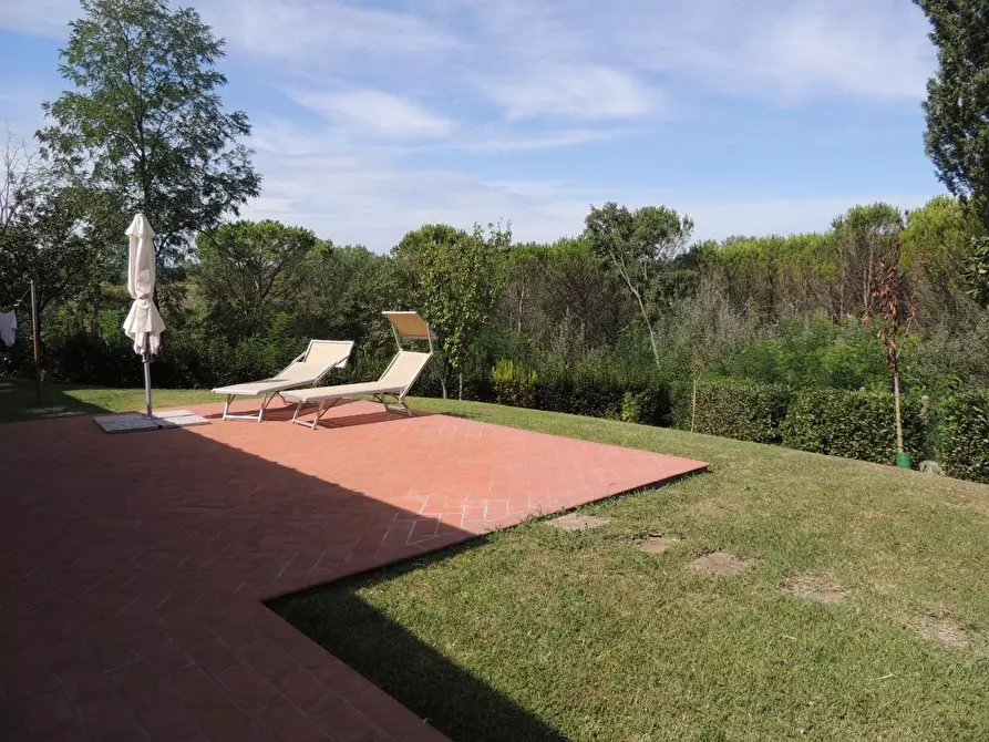 Immagine 9 di Villa in vendita  a Fucecchio