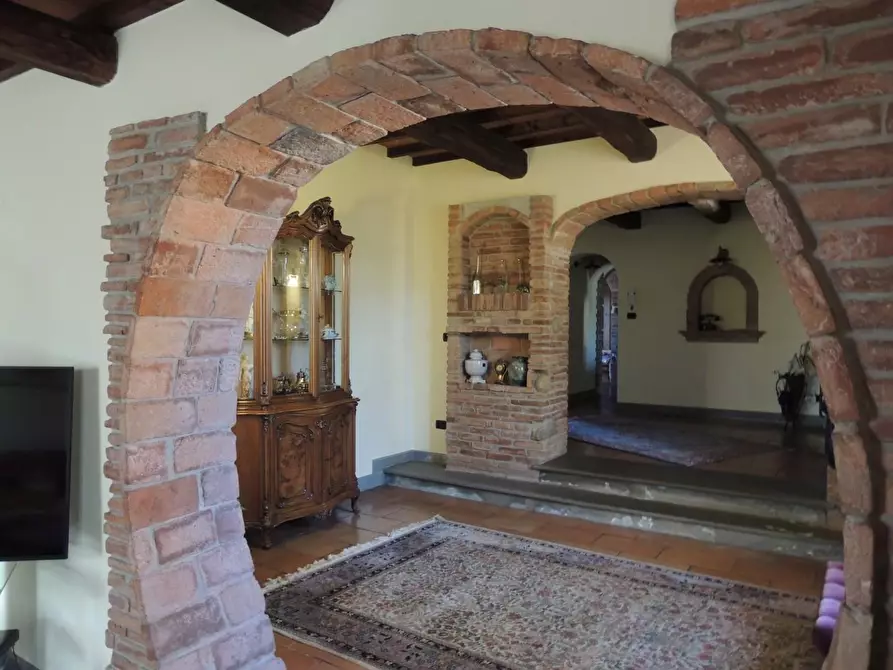 Immagine 11 di Villa in vendita  a Fucecchio