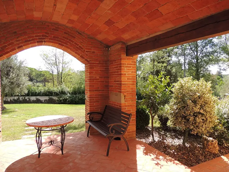 Immagine 7 di Villa in vendita  a Fucecchio