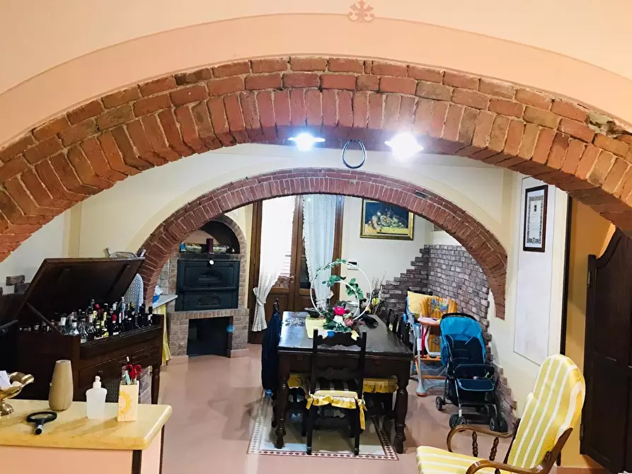 Immagine 8 di Rustico / casale in vendita  a Cascina