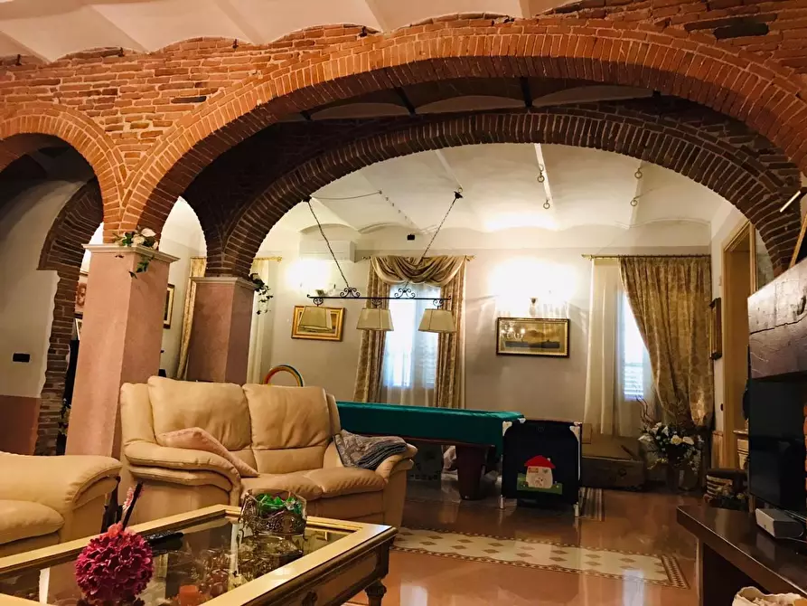 Immagine 10 di Rustico / casale in vendita  a Cascina