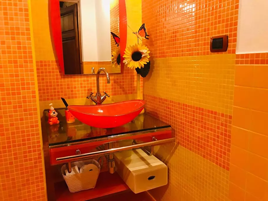 Immagine 29 di Rustico / casale in vendita  a Cascina