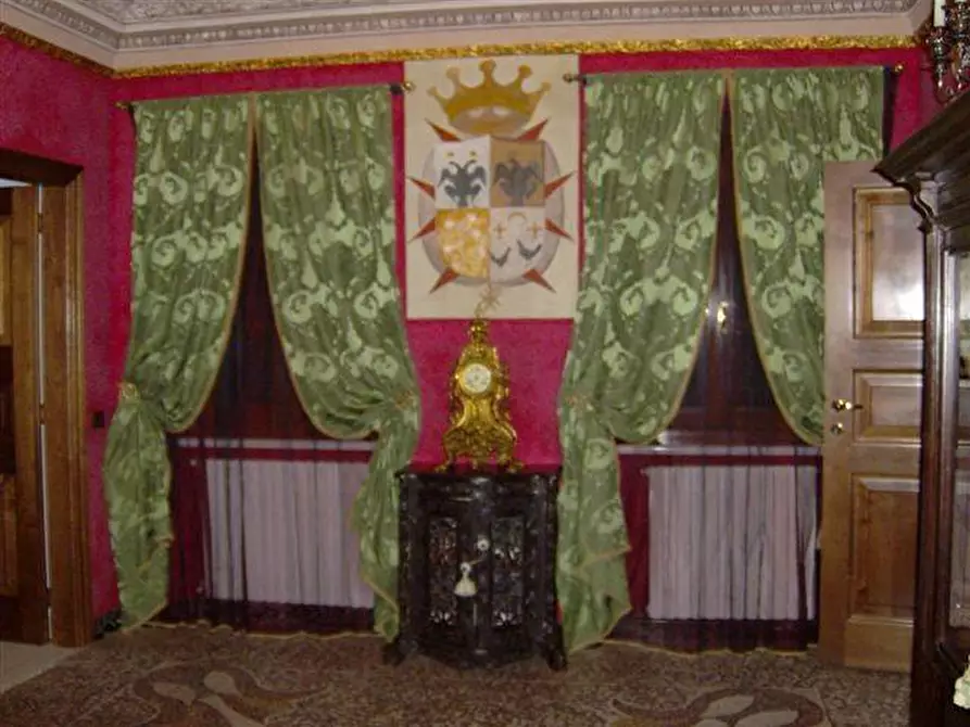 Immagine 20 di Villa in vendita  a Ortonovo