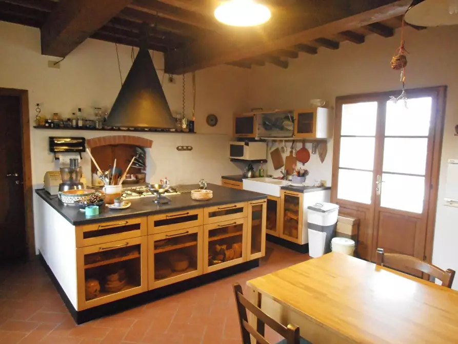 Immagine 11 di Rustico / casale in vendita  a Casciana Terme Lari