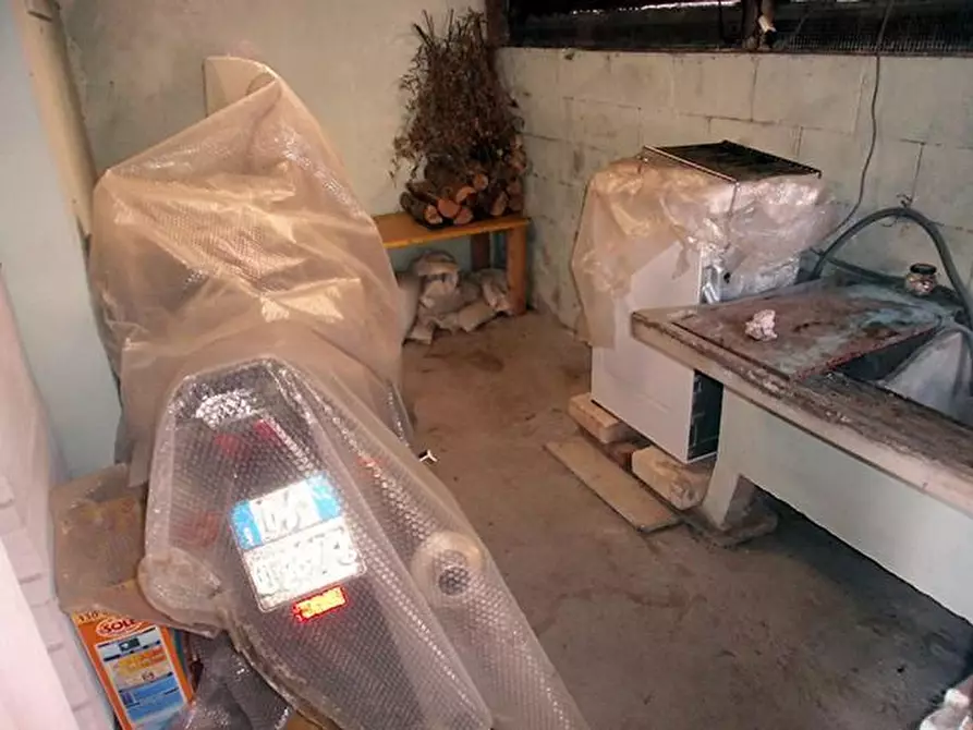 Immagine 28 di Casa bifamiliare in vendita  a Carrara