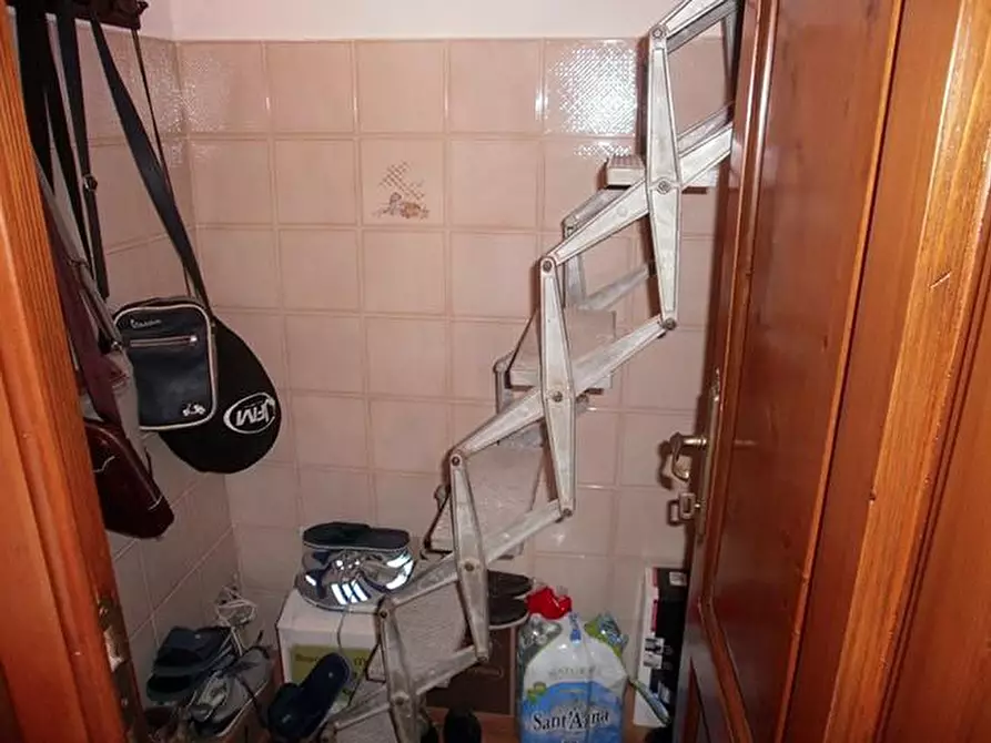 Immagine 18 di Casa bifamiliare in vendita  a Carrara