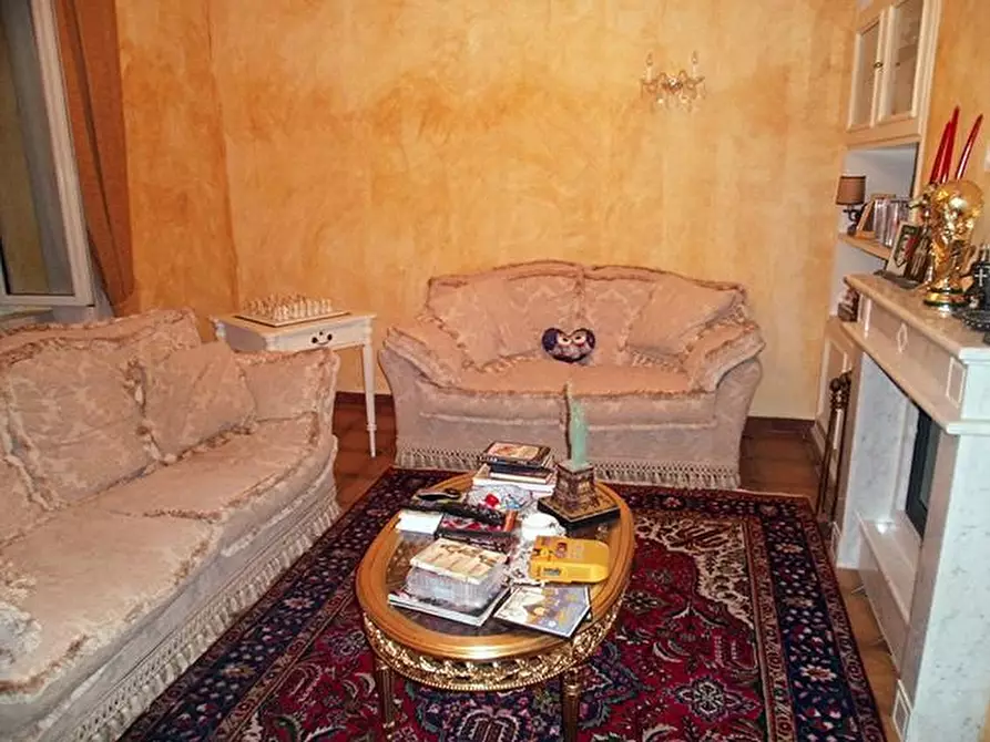 Immagine 4 di Casa bifamiliare in vendita  a Carrara